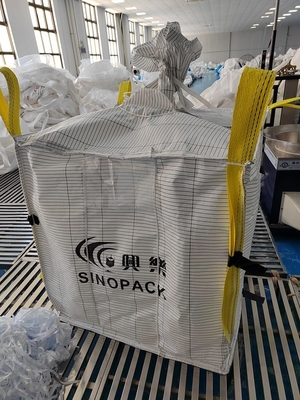 İyi Soğuk Direnci 1500kg PP Jumbo Fibc 4 Loops Un Sertifikalı Ağır Güçlü Toplu Nakliye Çantaları